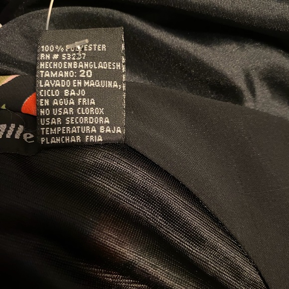 Mlle Gabrielle Black Floral Maxi Dress - Size 20 - Picture 14 of 14